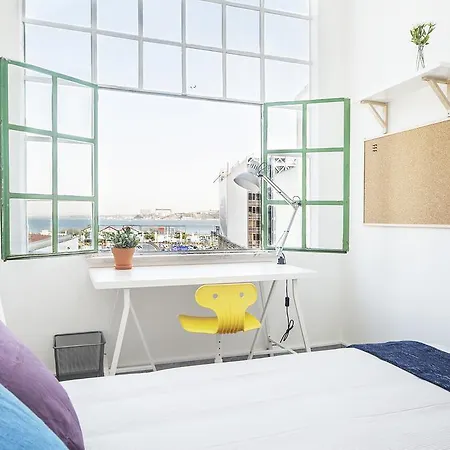 Bauhaus Flat * Lisboa